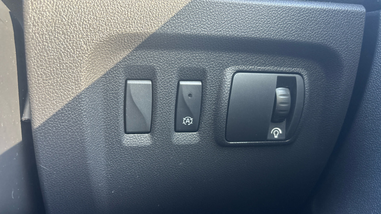 Renault Captur 0.9 TCE 90 Dynamique S Nav 5dr Petrol Hatchback